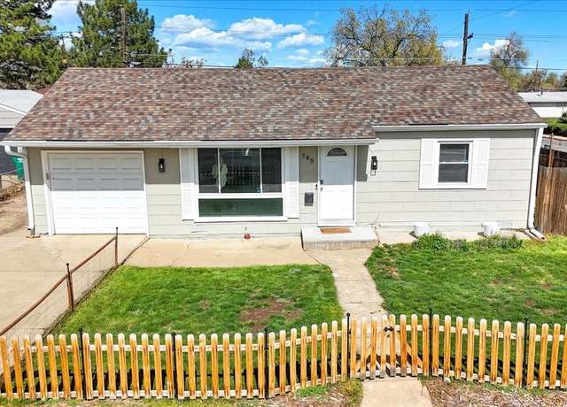 Property at 795 Moline St, Aurora, CO 80010, 2 beds, 1 bath