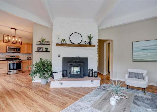 Property at 9288 Krashin Dr, Conifer, CO 80433, 4 beds, 2 baths
