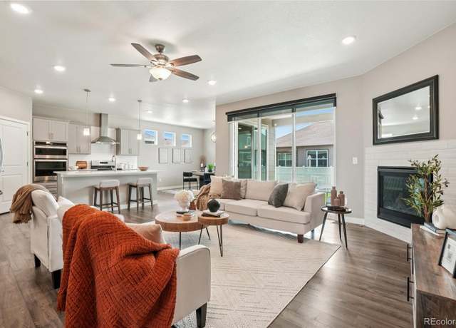 Property at 8919 Ferncrest St, Longmont, CO 80504, 3 beds, 2 baths