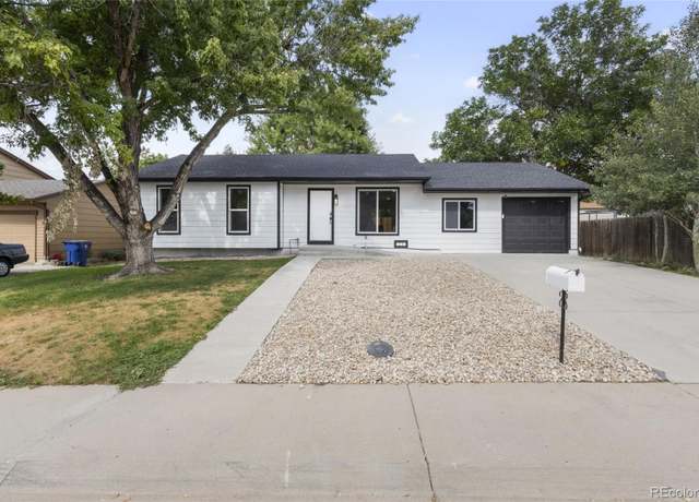 Property at 16481 E Arkansas Dr, Aurora, CO 80017, 4 beds, 2 baths