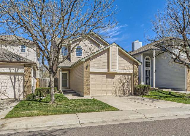 Property at 2216 S Nile Ct, Aurora, CO 80014, 3 beds, 3 baths