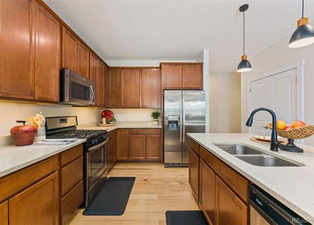 Property at 671 Robert St, Longmont, CO 80503, 4 beds, 4 baths