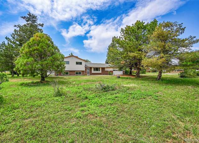 Property at 15065 Huron St, Broomfield, CO 80023, 3 beds, 2 baths