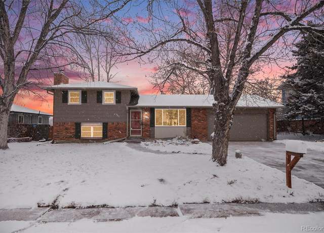 Property at 3048 S Akron Ct, Denver, CO 80231, 4 beds, 2 baths