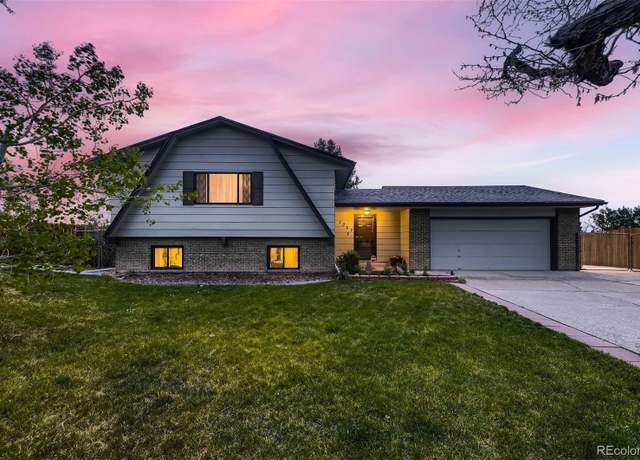 Property at 1062 Jasper St, Aurora, CO 80011, 5 beds, 3 baths