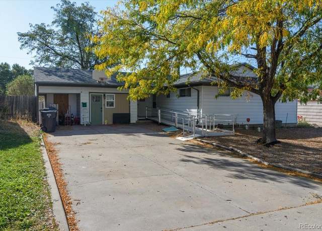 Property at 32 Macarthur Rd, Pueblo, CO 81001, 5 beds, 4 baths