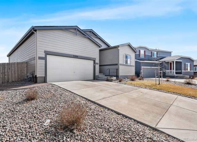 Property at 2404 Horse Shoe Cir, Fort Lupton, CO 80621, 4 beds, 3 baths