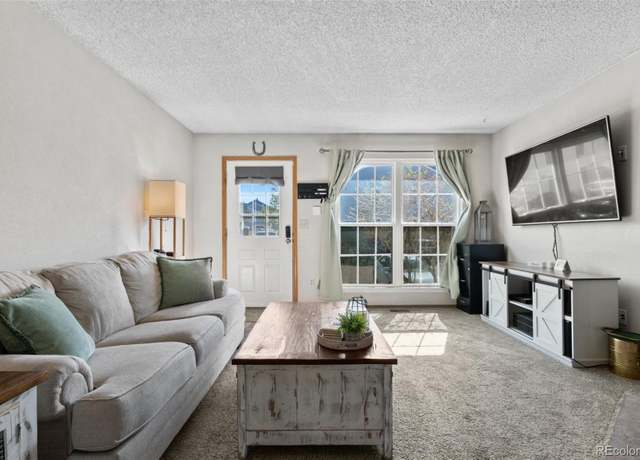 Property at 10715 Foxwood Ct, Parker, CO 80138, 2 beds, 3 baths