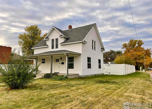 Property at 304 S High School Ave, Holyoke, CO 80734, 4 beds, 3 baths