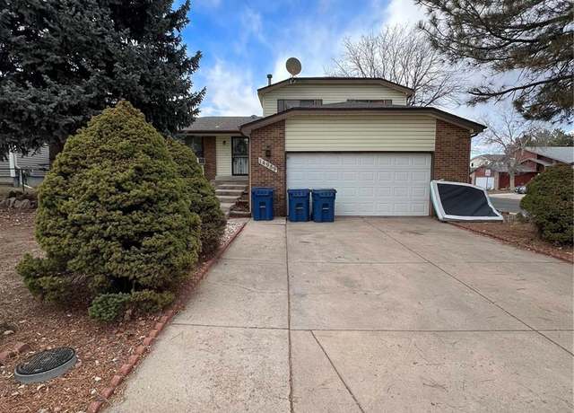 Property at 14989 E Pacific Pl, Aurora, CO 80014, 4 beds, 2 baths
