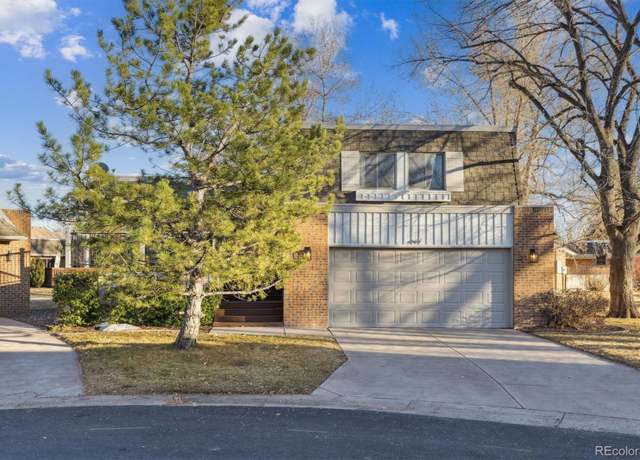 Property at 21 Birdie Ln, Littleton, CO 80123, 3 beds, 3 baths