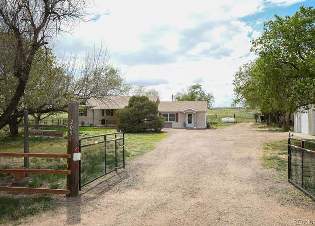 Property at 2091 Tate Ave, Fort Lupton, CO 80621, 3 beds, 2 baths