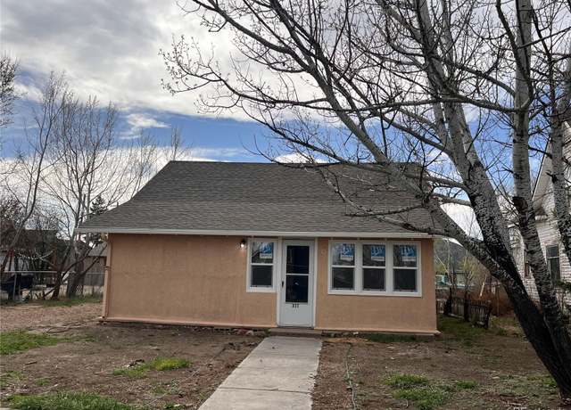 Property at 377 C Ave, Limon, CO 80828, 2 beds, 1 bath