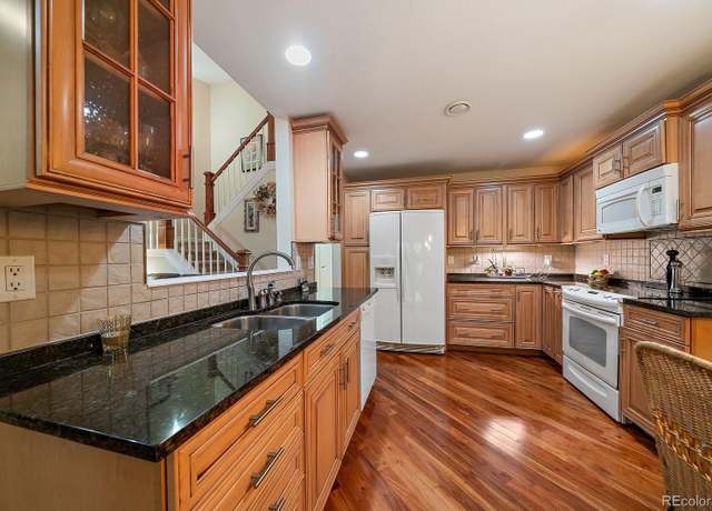 Property at 4301 S Pierce St Unit 6B, Littleton, CO 80123, 2 beds, 3 baths
