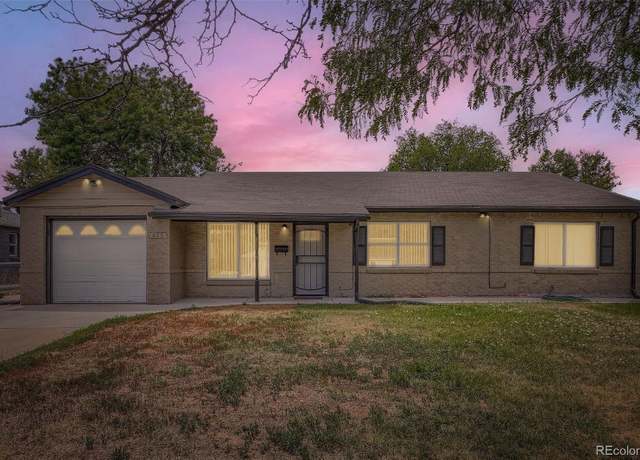Property at 899 Troy St, Aurora, CO 80011, 3 beds, 2 baths