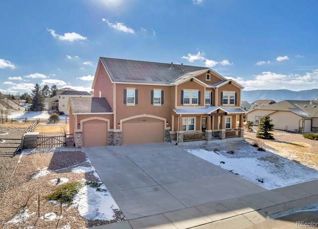 Property at 1235 Woodmoor Acres Dr, Monument, CO 80132, 5 beds, 4 baths