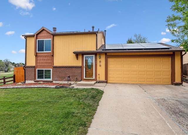 Property at 17703 E Nassau Pl, Aurora, CO 80013, 3 beds, 2 baths