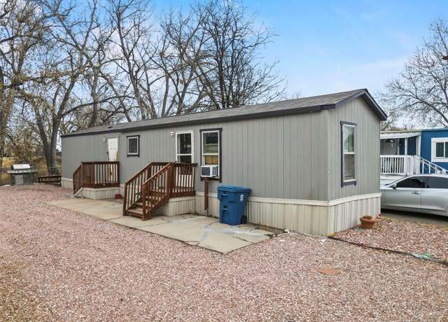 Property at 1960 Van Buren Way, Aurora, CO 80011, 2 beds, 1 bath