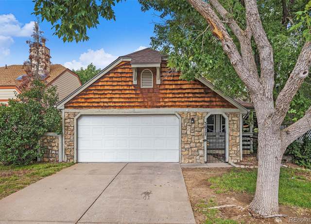Property at 3617 S Fundy Way, Aurora, CO 80013, 3 beds, 2 baths