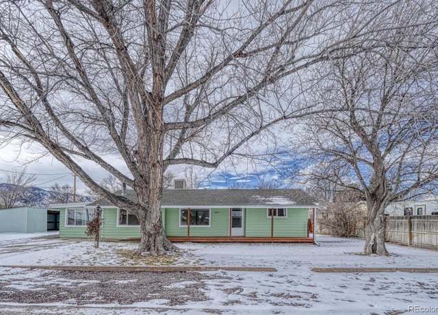Property at 1603 Logan St, Canon City, CO 81212, 4 beds, 1 bath
