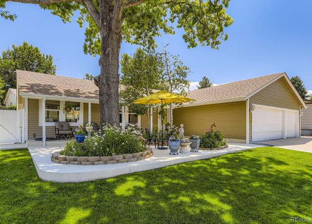 Property at 4054 S Olathe Ct, Aurora, CO 80013, 4 beds, 3 baths