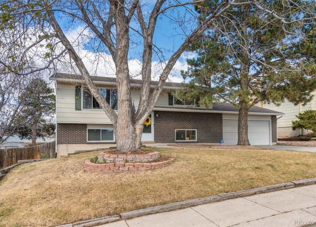Property at 2880 El Capitan Dr, Colorado Springs, CO 80918, 4 beds, 2 baths
