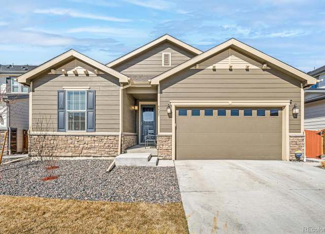 Property at 4625 Meadow Dr, Dacono, CO 80514, 3 beds, 2 baths