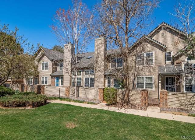 Property at 1673 S Fulton St, Aurora, CO 80247, 3 beds, 4 baths