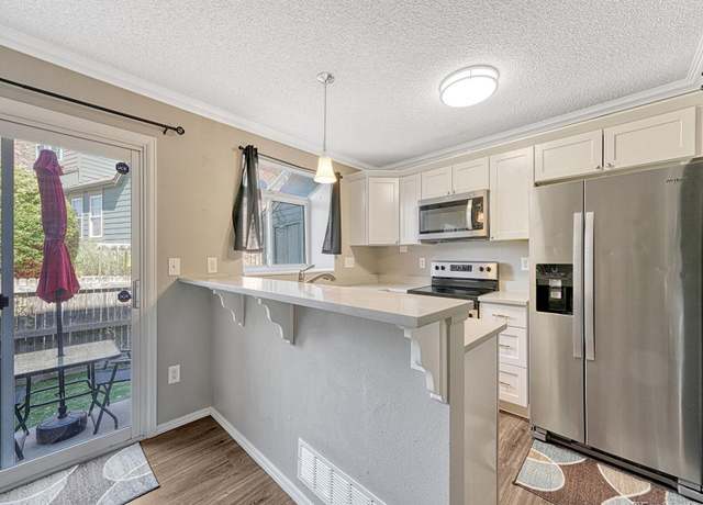 Property at 17427 E Rice Cir Unit C, Aurora, CO 80015, 2 beds, 2 baths