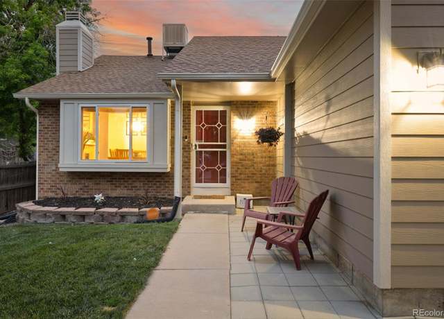 Property at 19636 E Princeton Pl, Aurora, CO 80013, 3 beds, 2 baths