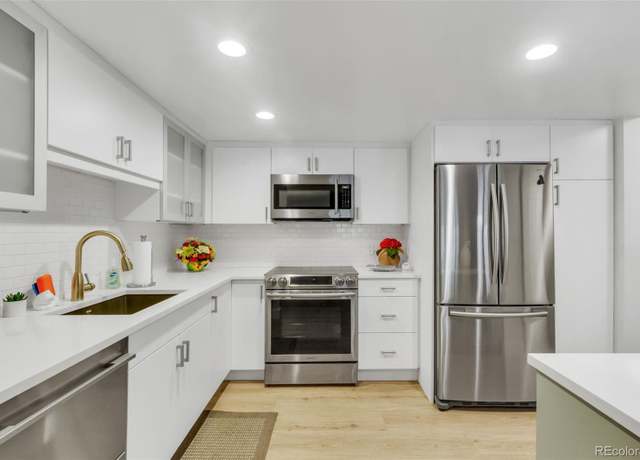 Property at 13631 E Marina Dr #105, Aurora, CO 80014, 2 beds, 2 baths