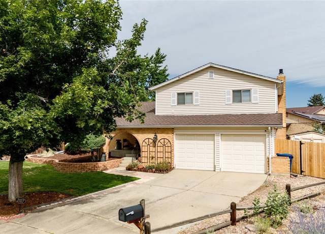 Property at 2027 S Nome St, Aurora, CO 80014, 3 beds, 3 baths