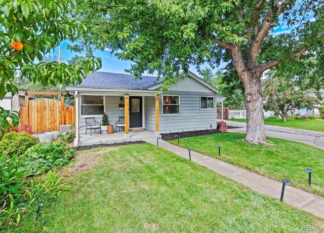 Property at 2171 W Fair Cir, Littleton, CO 80120, 3 beds, 2 baths