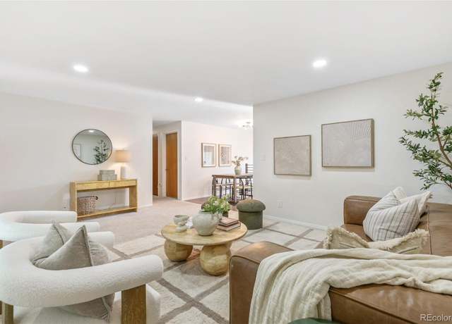Property at 158 S Quay St, Lakewood, CO 80226, 5 beds, 2 baths