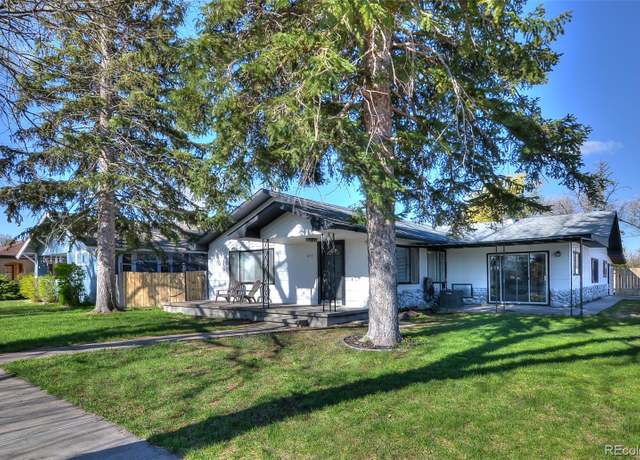 Property at 693 E Ave, Limon, CO 80828, 4 beds, 2 baths