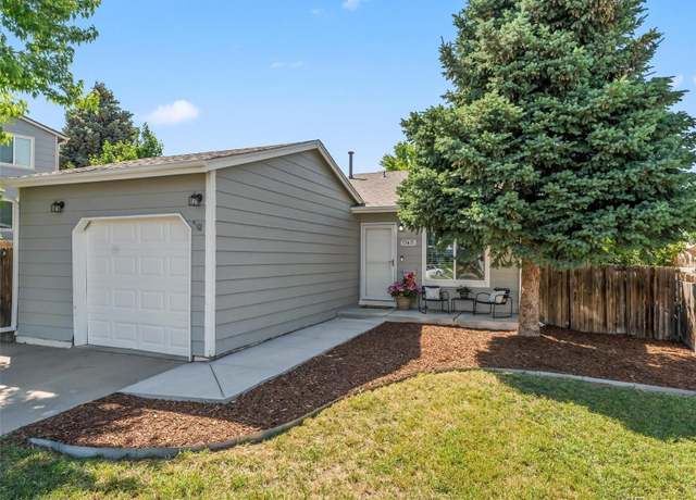 Property at 17411 E Layton Dr, Aurora, CO 80015, 3 beds, 2 baths