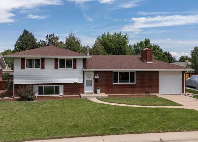 Property at 1932 S Cody Way, Lakewood, CO 80227, 4 beds, 2 baths