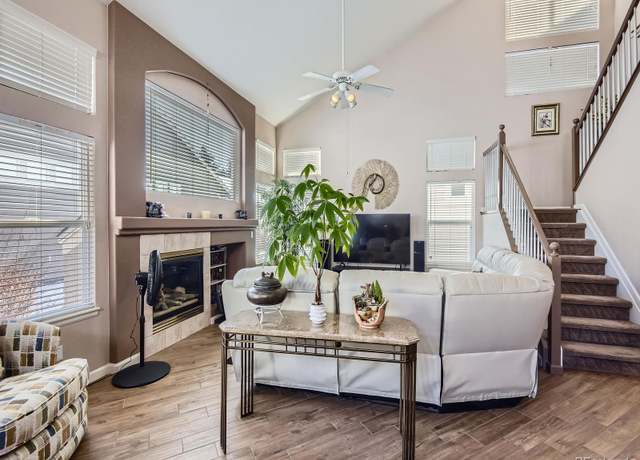 Property at 2676 S Troy Ct, Aurora, CO 80014, 3 beds, 4 baths