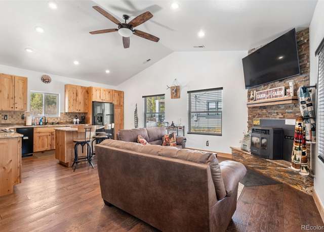 Property at 445 Beaver Rd #4, Idaho Springs, CO 80452, 2 beds, 1 bath