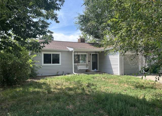 Property at 1207 Joliet St, Aurora, CO 80010, 3 beds, 2 baths