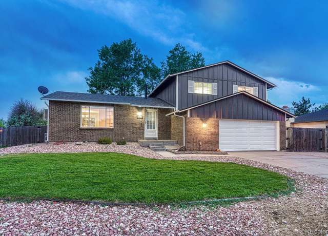 Property at 15918 E Flora Pl, Aurora, CO 80013, 3 beds, 3 baths