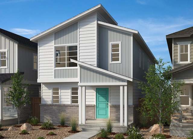 Property at 5242 Denali Blvd, Aurora, CO 80019, 3 beds, 3 baths