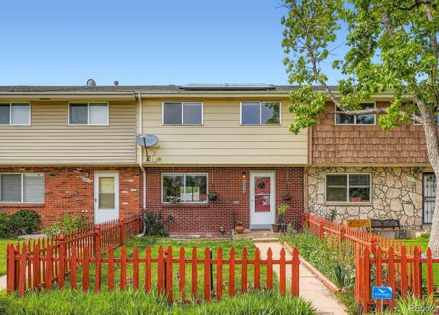 Property at 6325 W Mississippi Pl, Lakewood, CO 80232, 3 beds, 2 baths