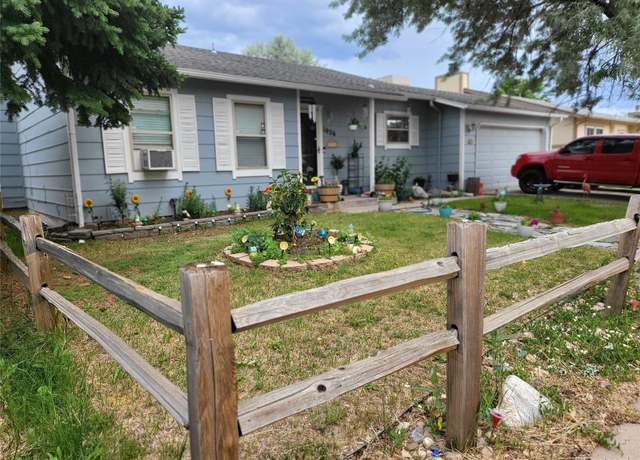 Property at 1026 S Waco Way, Aurora, CO 80017, 4 beds, 2 baths