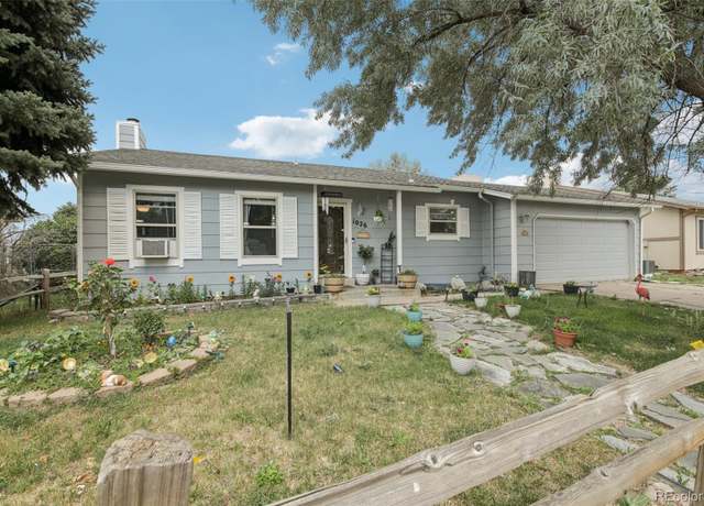 Property at 1026 S Waco Way, Aurora, CO 80017, 4 beds, 2 baths