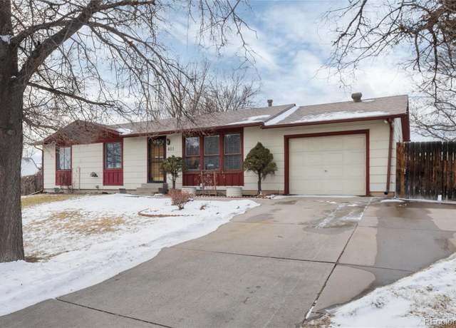 Property at 401 S Dover Ct, Lakewood, CO 80226, 3 beds, 1 bath