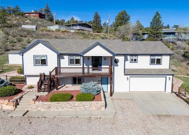 Property at 3101 Escondido Dr, Loveland, CO 80538, 3 beds, 3 baths
