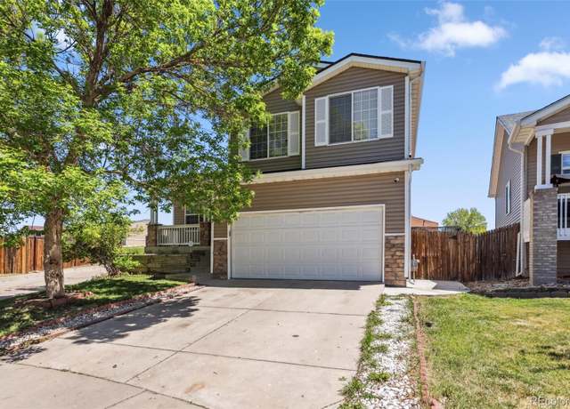 Property at 19560 E 18th Pl, Aurora, CO 80011, 4 beds, 3 baths