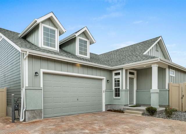 Property at 21905 E 51st Dr, Aurora, CO 80019, 2 beds, 2 baths