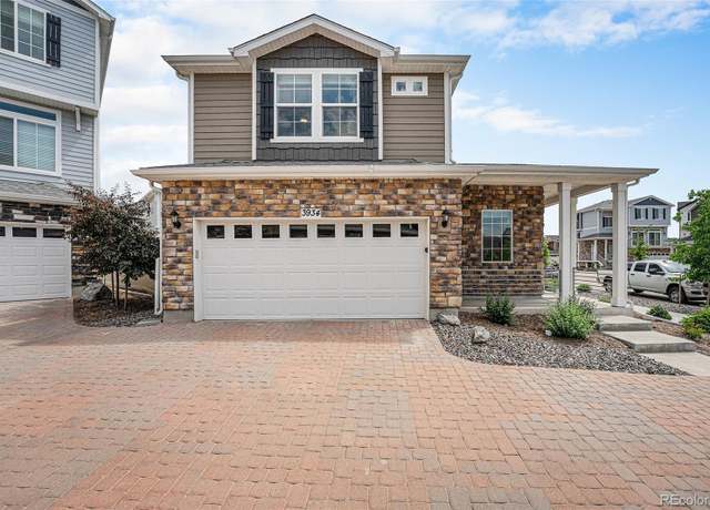 Property at 3934 N Quatar Ct, Aurora, CO 80019, 2 beds, 3 baths